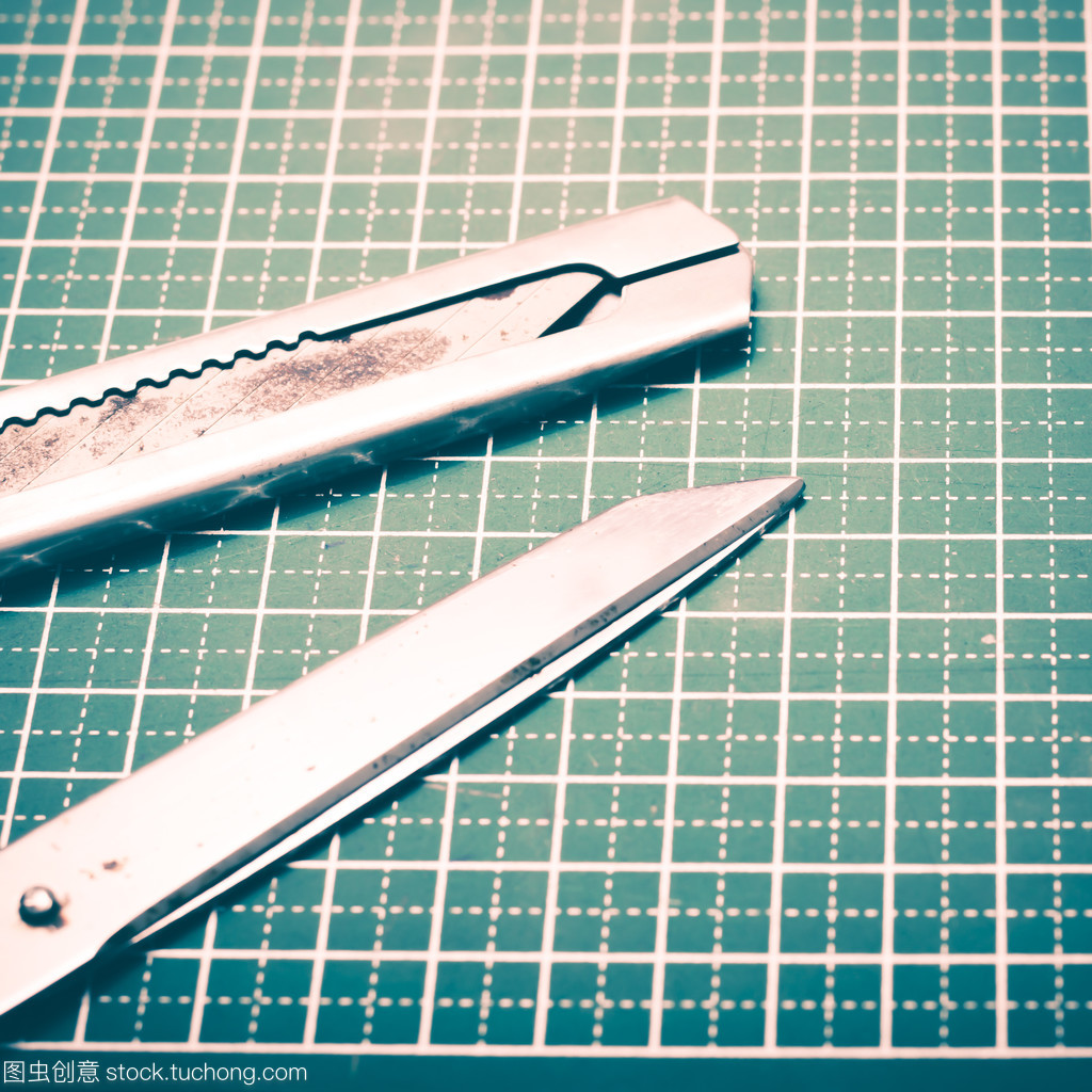 切割垫上的精密伙伴 认识切削工具